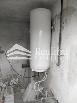 Ponúkame priestranný RD vo Veľkom Ďure - 4