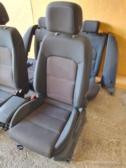 sedadlá VW Passat B8 predné vyhrievané - 4