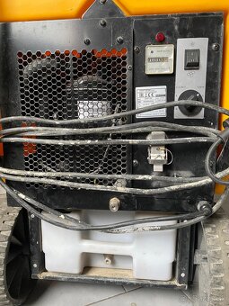 Odvlhčovač Master DHP65 - 4
