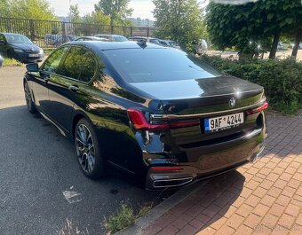 BMW 730d M-Paket xDrive I.majitel CZ rok5/2022 v záruce 2025 - 4