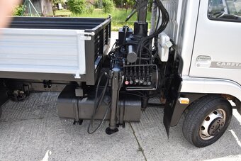Nissan Cabstar trojstranný vyklápač s hydraulickou rukou - 4