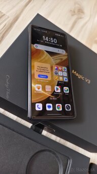 Honor Magic v3 - 4