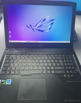 asus ROG strix - 4