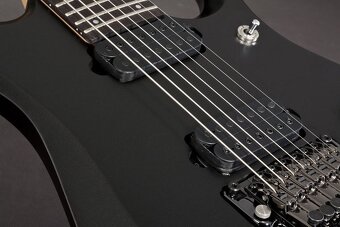Ibanez RGD 2127 Z prestige + kufor . - 4