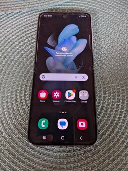 Samsung Z Flip 4 - 4