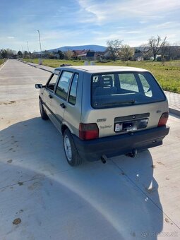 Fiat Uno logo 1,3 DS - 4