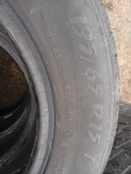Predám Zimné Pneumatiky 195/65R15 - 4