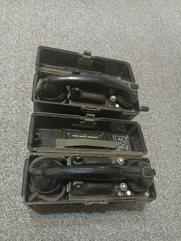 2x starý retro poľný telefon (vojenský telefon) - 4