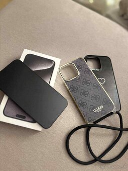 IPhone 15 PRO MAX - 4