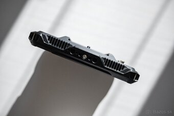 Atomos Shinobi 7 + smallrig cage - 4