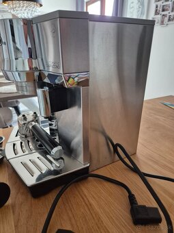 Pákový kávovar Delonghi - 4