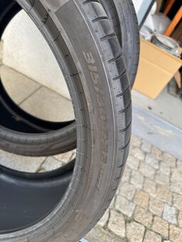 Pneu sada na BMW X5 Pirelli R22 - 4
