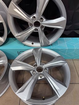 Audi Q5, 5x112x R19 - 4