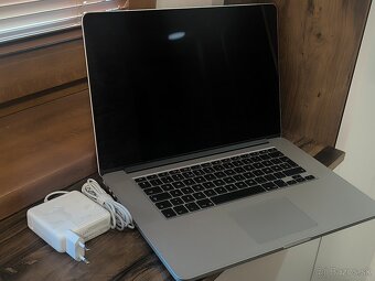 Predám Apple MacBook Pro 15" Retina (Model A1398, Early 201 - 4