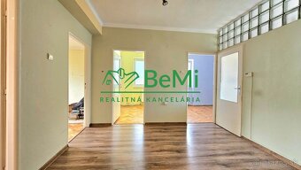 4-IZBOVÝ BYT S BALKÓNOM,GARÁŽOU A ZAHRADKOU, RIMAVSKÁ SOBOTA - 4