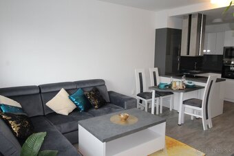 2 - izbový byt s balkónom /52 m2/ Žilina - Bulvár - 4