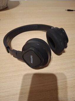 Bezdrôtové sluchátka philips TAA4216, AKG k99 - 4