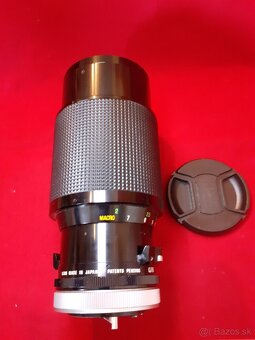 Vivitar Series 1 VMC Macro Focusing Auto Zoom 70-210mm 1:3.5 - 4