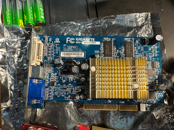 staršie komponenty - 4