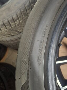 225/45R19 letné hankook 4ks - 4