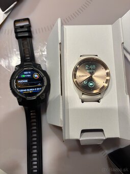 Garmin Instinct 3 45 mm AMOLED Black/Black band - 4