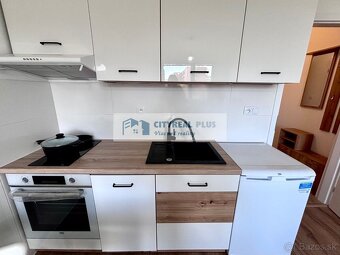 Ponúkame Vám na prenájom kompletne prerobenú garsónku v Nový - 4