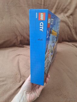 LEGO City 60324 Pojazdný žeriav - 4