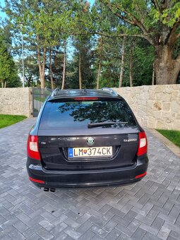 Škoda Superb - 4