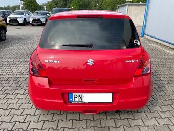 Suzuki Swift 1.3 GLX ABS - 4