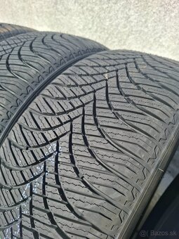 235/45 R18 GOODRIDE NOVÉ CELOROČNÉ - 4