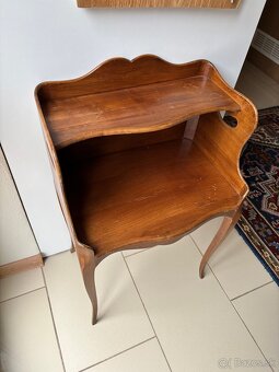 Stolík starožitný - 4