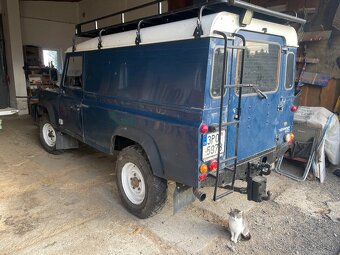 Land Rover Defender 110 TD5 - 4