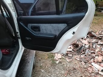 Peugeot 306 rozpredám lacno - 4