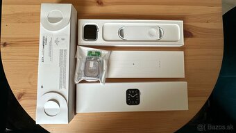 Apple watch SE 44mm - 4