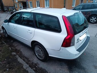 Predám Volvo V50-1,6D-80kw s STK,EK-2026 - 4