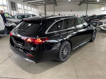 Mercedes-Benz E - 4