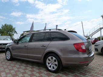 Škoda Superb Combi 2.0 TDI CR 140k Comfort DSG - 4