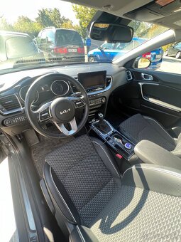 KIA XCeed 1.5 T-GDi - 4