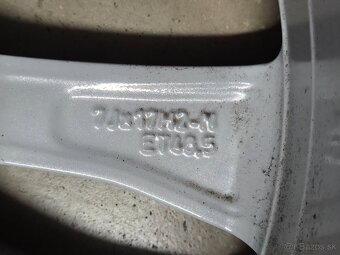 Mercedes 17" - 4