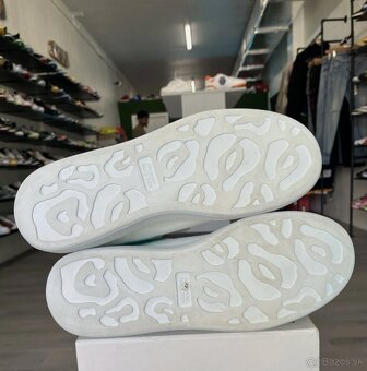 Alexander McQueen Oversized White Green - 4