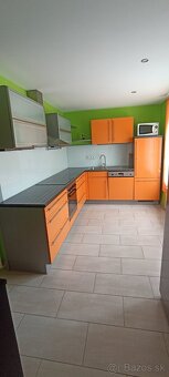 PRENÁJOM 2 izbový, zrekonštruovaný svojpomocný byt -KOMÁRNO - 4