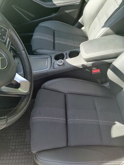Mercedes GLA - 4