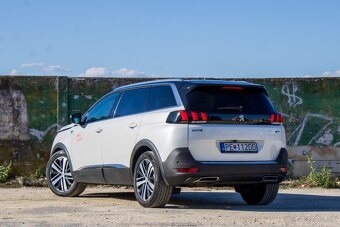 Peugeot 5008 2.0 BlueHDi 177 S&S GT Line EAT8 /7 MIEST/ /SVK - 4