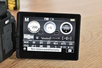Nikon D5500 - wifi - dotyk. display - nafotene len 13 tisic - 4