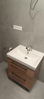 Predaj 2 izbového bytu po rekonštrukcii, slnečný v Modre - 4