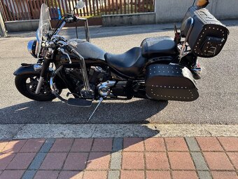 Yamaha XVS 1300 Midnight Star - 4