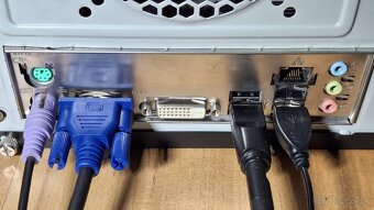 MB+CPU+RAM s. 775 - 4