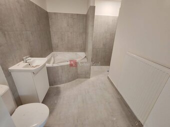 Priestranný byt 4+kk, 98,60m2, 1. poshodie,parkovacie miesto - 4