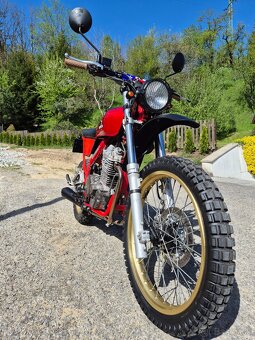 Honda NX650 - 4