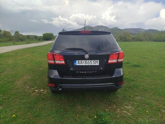 Predám Fiat freemont 2.0 16v diesel 7 miestne - 4